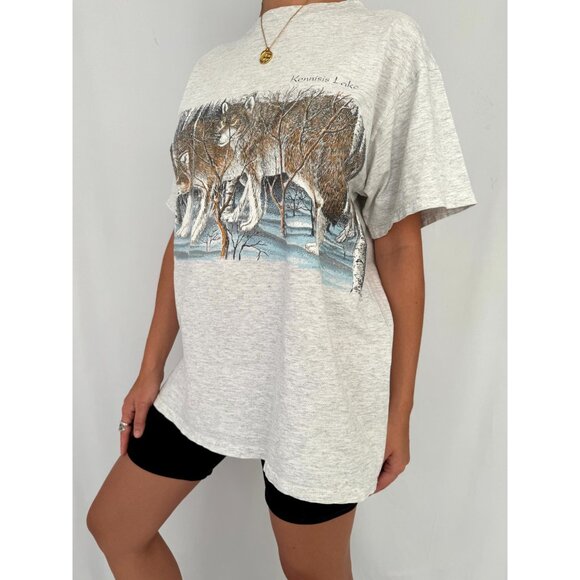 90s vintage grey wolf pack animal nature canada graphic short sleeved tee shirt - Picture 3 of 9